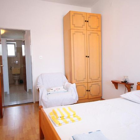 Apartments By The Sea Jezera, Murter - 5063 Oda fotoğraf