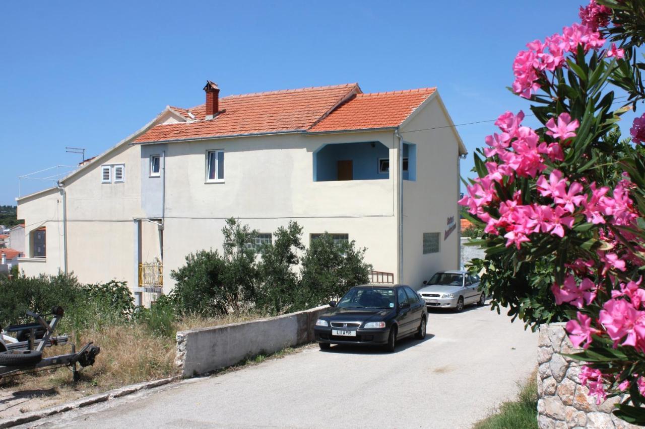 Apartments By The Sea Jezera, Murter - 5063 Dış mekan fotoğraf